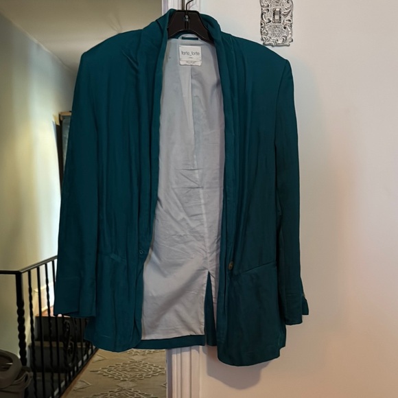 Blue Blazer with Relaxed Open Front Design - Picture 2 of 7